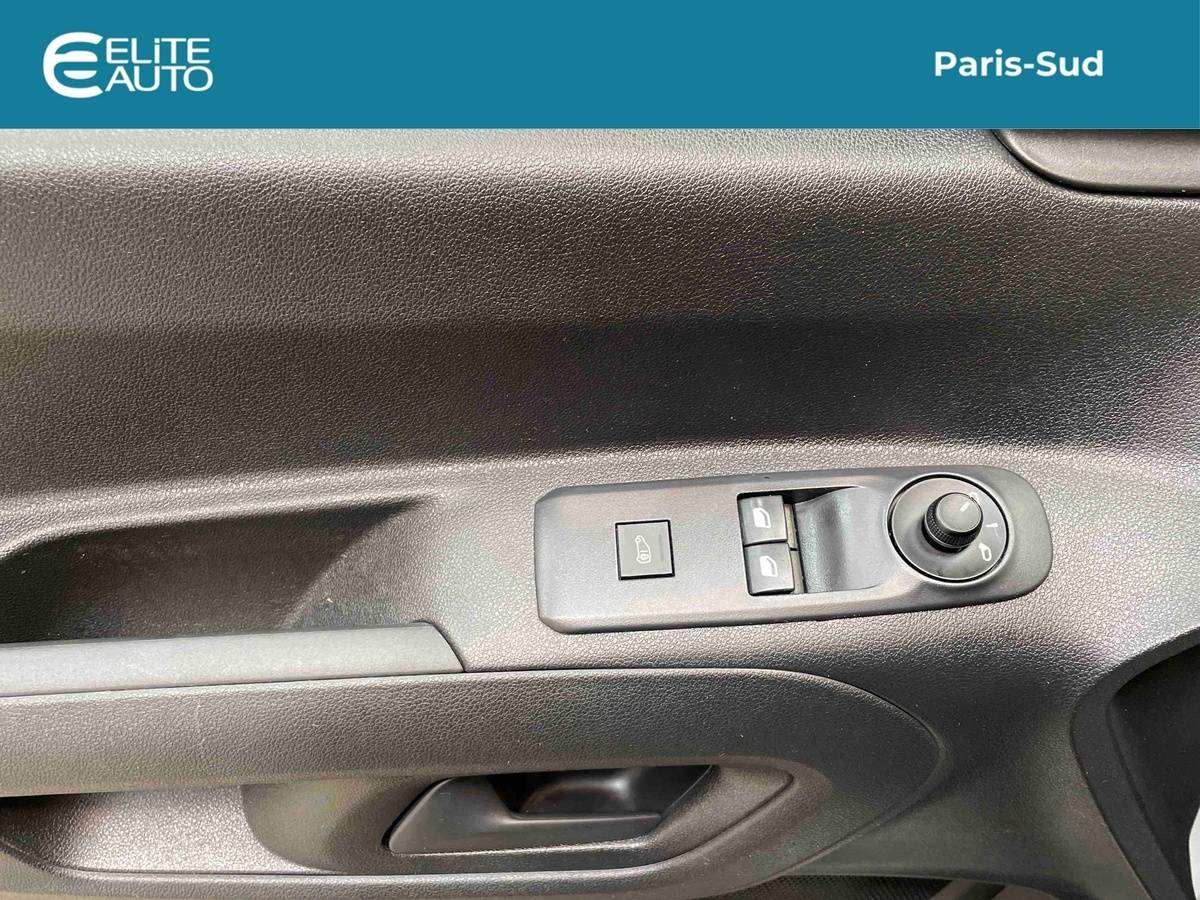 Peugeot PARTNER FOURGON STANDARD 650 KG BLUEHDI 130 S&amp;S BVM6 — photo 16