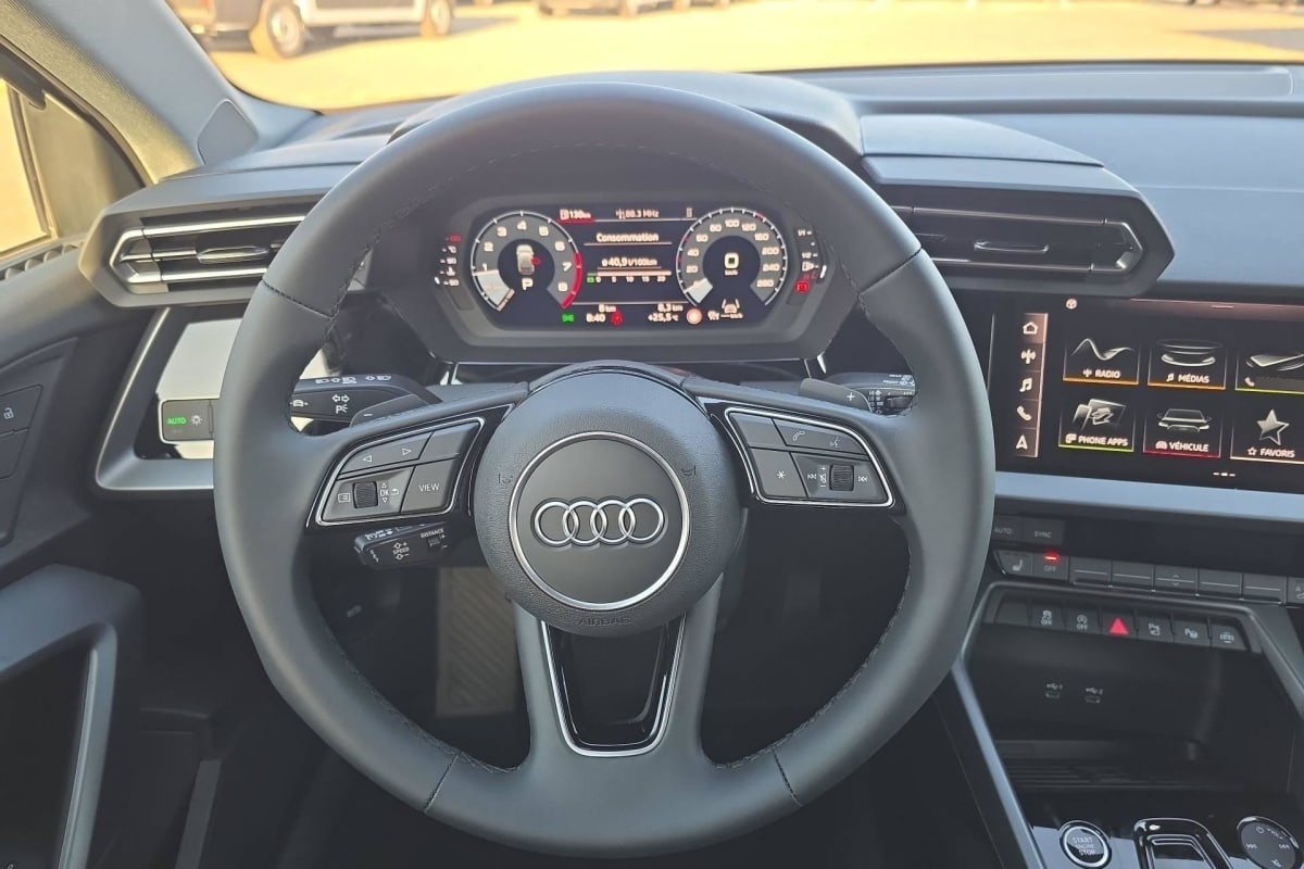 Audi A3 Sportback — photo 14