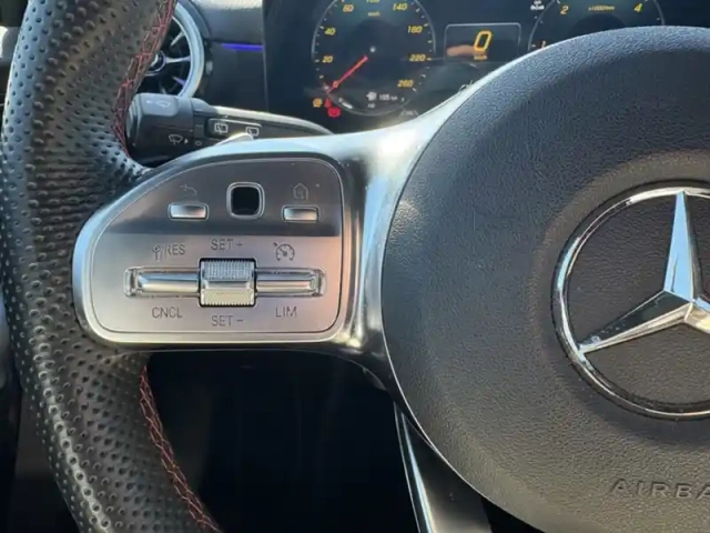 Mercedes Classe A 200 d amg line — photo 15