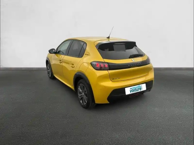 Peugeot 208 electrique 50 kwh 136ch — photo 7