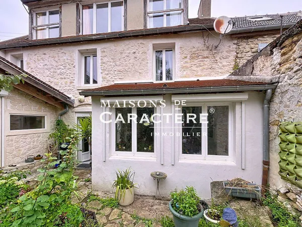 Maison 7 pièces 180 m²