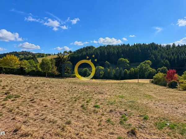 Terrain 2219 m² Saint-Just-Malmont