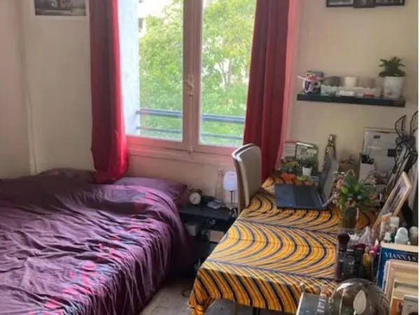 Chambre à louer août Paris 18eme