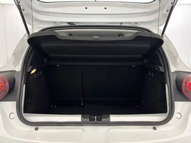 Dacia Sandero eco-g 100 — photo 27