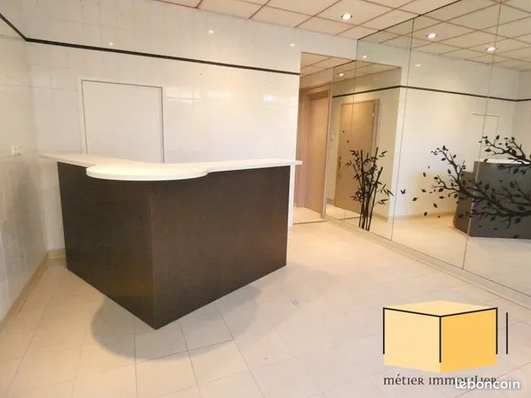 Local commercial 93 m² Chindrieux