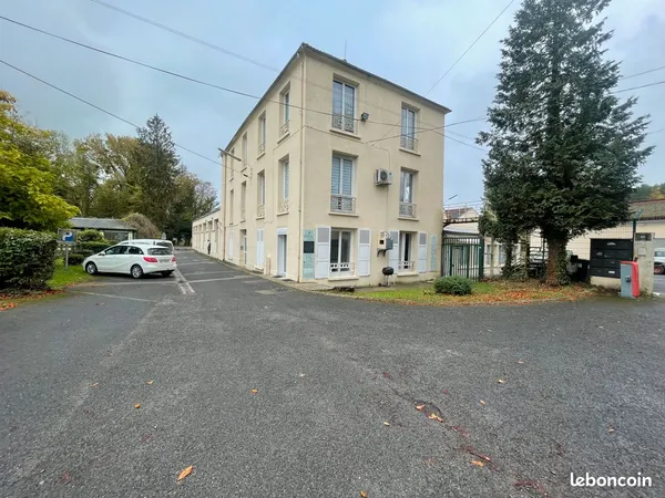 Bureaux 288m2 RDC- ZA Breuil le sec