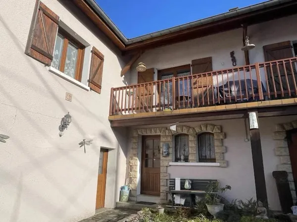 Appartement 9 pièces 196 m²