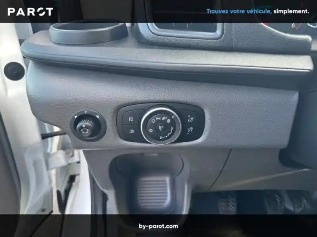 Ford Transit fourgon fg t310 l3h2 2.0 ecoblue 130ch s&amp;s trend business — photo 6
