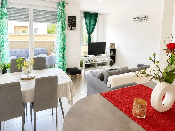 T2 - 45 m2 - Tourneufeuille - 2 places de parking en sous-sol