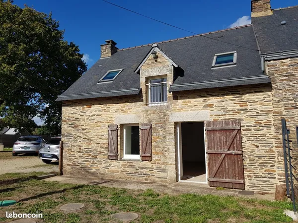 Maison à louer à SERENT