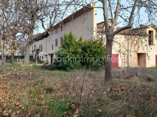 A SAISIR BAISSE de PRIX pour cette BASTIDE en pierres à rénover MANOSQUE