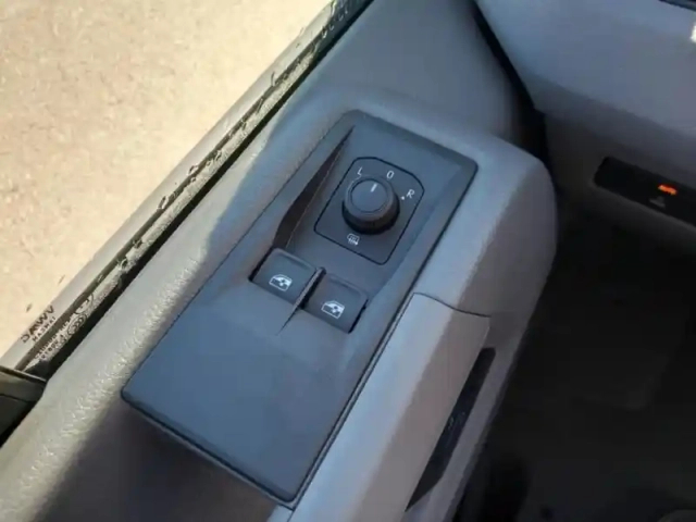 Volkswagen Crafter fg 35 l4h3 2.0 tdi 177ch business traction bva8 — photo 14