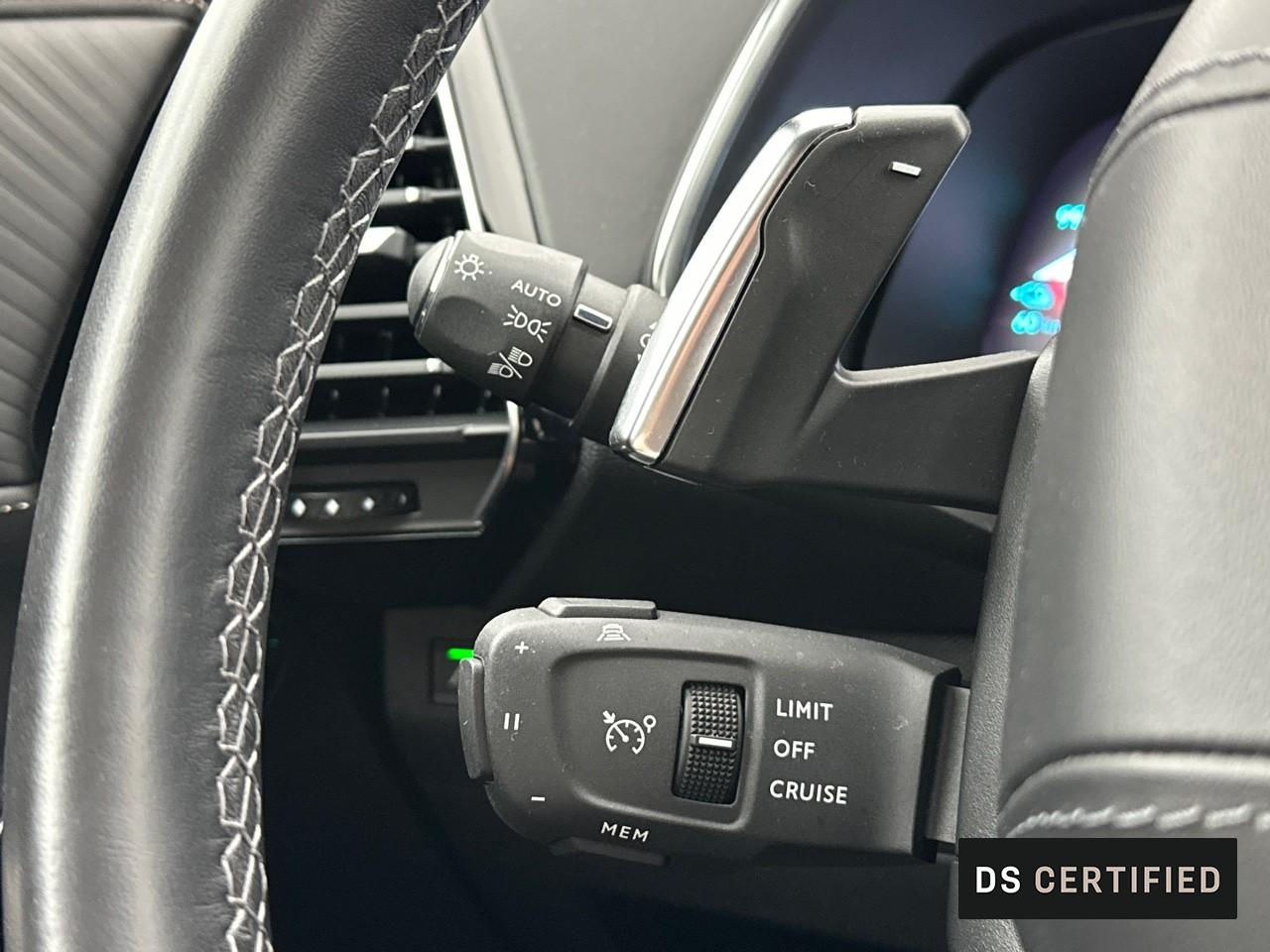 Ds Ds 7 crossback hybride rechargeable e-tense 300 eat8 4x4 opera — photo 21
