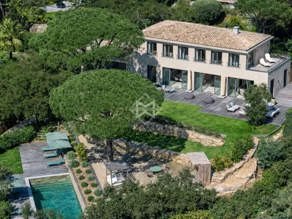 Villa 270 m²
