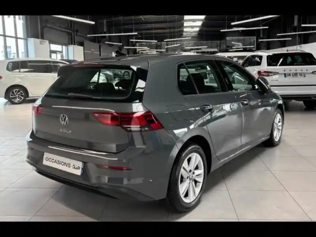 Volkswagen Golf 2.0 tdi scr 115ch life business — photo 5