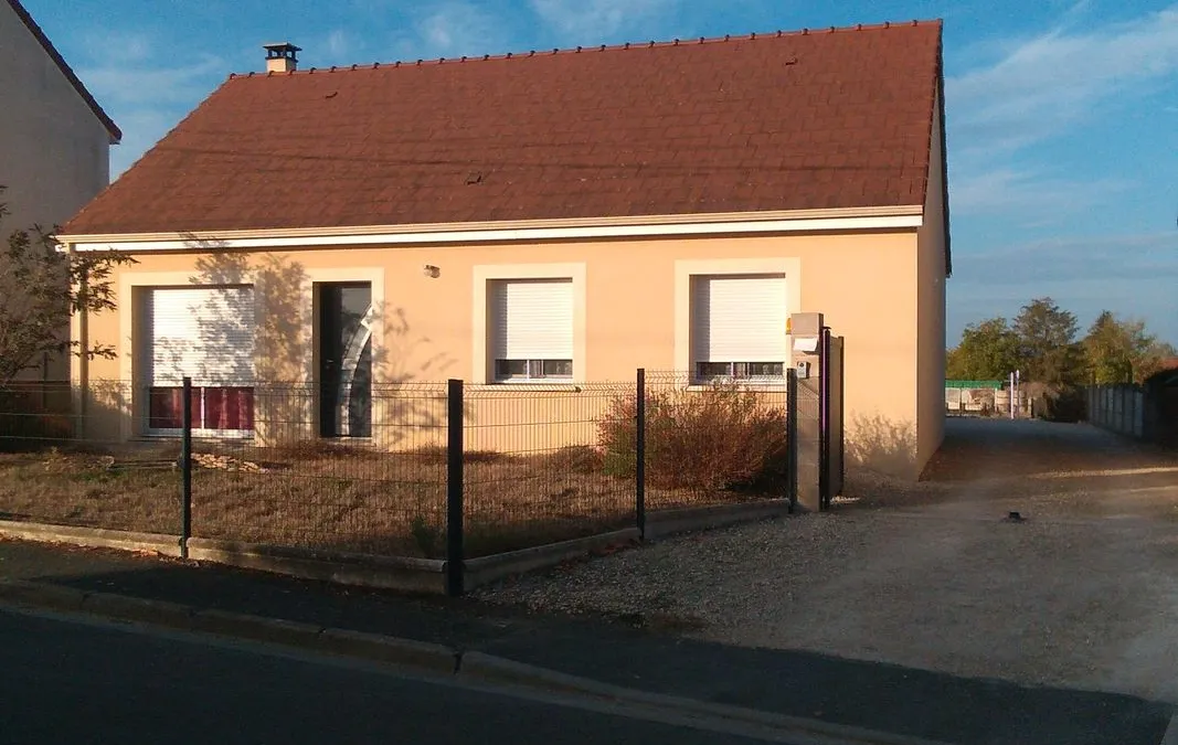 Photo 1