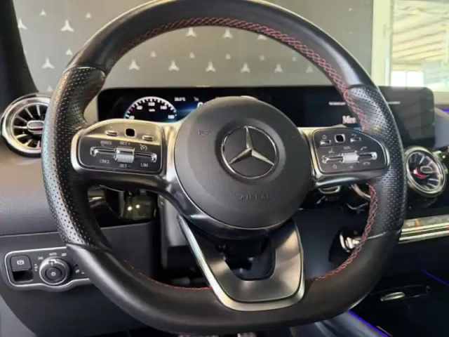 Mercedes Gla 250 e amg line — photo 36