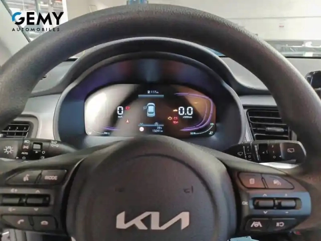 Kia Stonic 1.0 t-gdi 100 ch bvm6 — photo 14