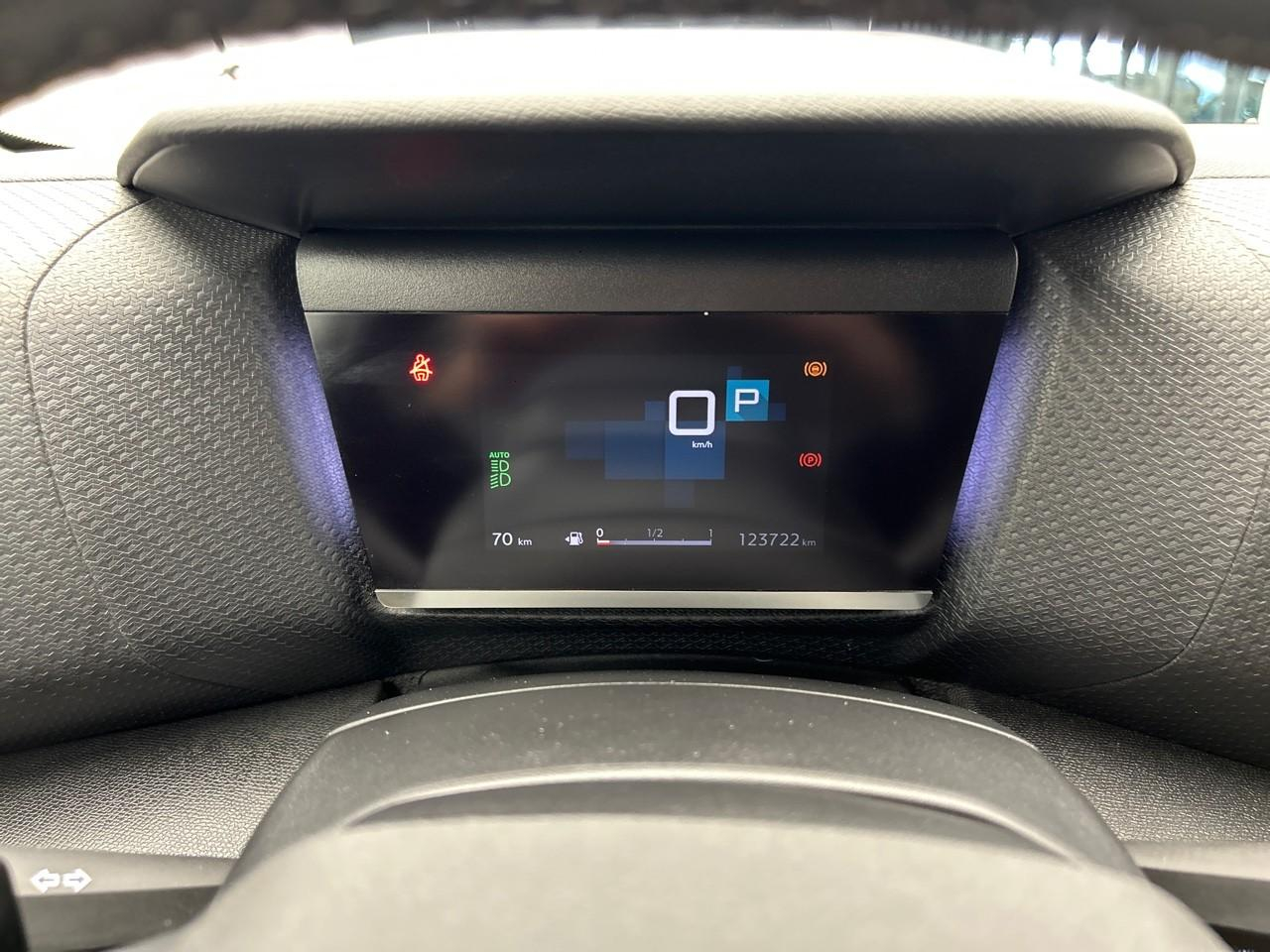 Citroën C4 puretech 130 s&s eat8 shine — photo 30