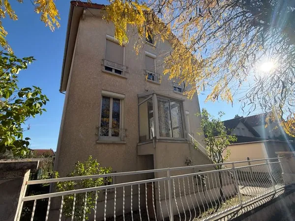 Maison 5 pièces 100 m²