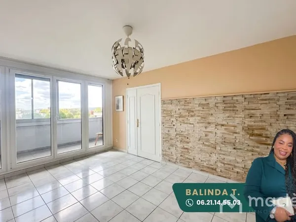 Grand appartement de 99 m2 avec 4 chambres idéal famille ou