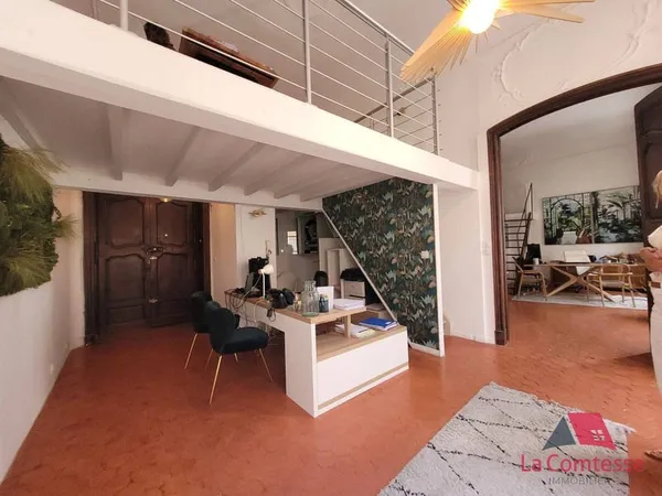 Bureaux 91 m²