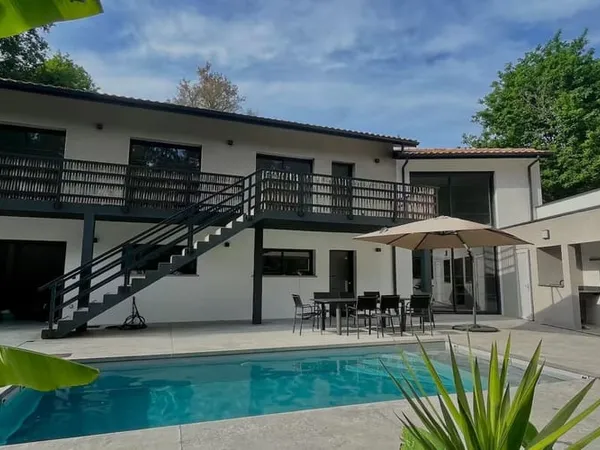 Maison 5 pièces 157 m²