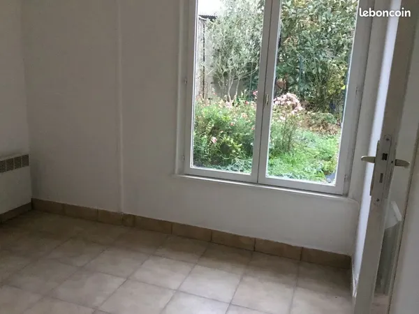 Loue maison à Champmartin