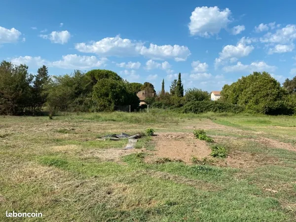Terrain 420 m² Morieres Les Avignon