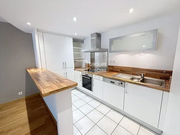 A VENDRE - EXCLUSIVITE AGENCE GIBOIRE - APPARTEMENT TYPE 4 DE 73.7 M² - RENNES