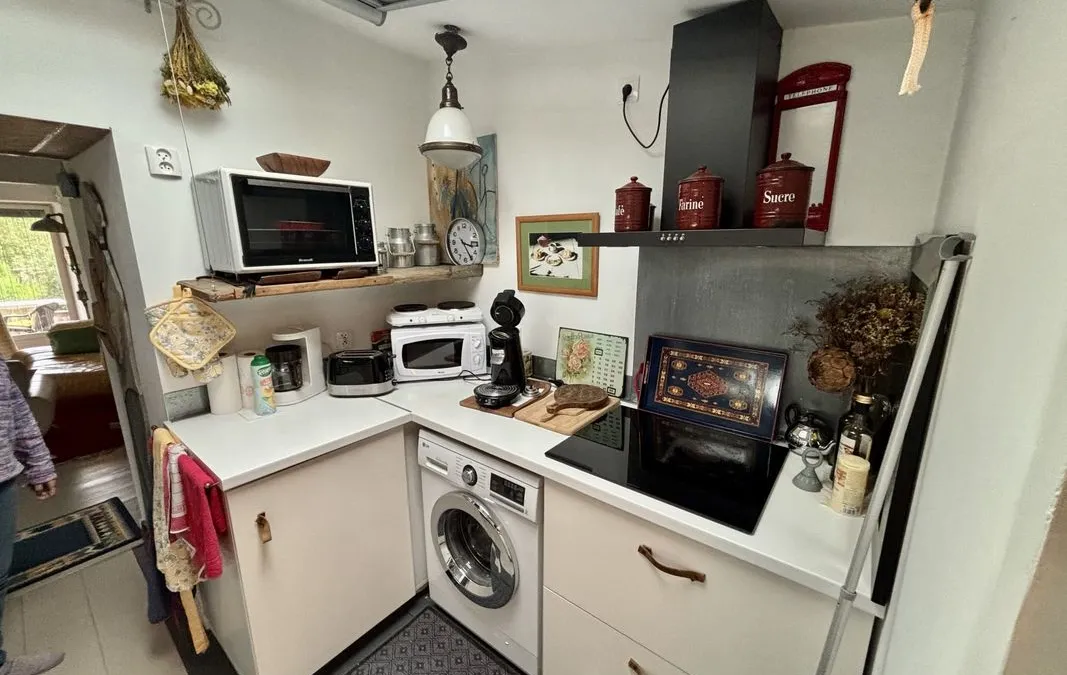 Photo 12