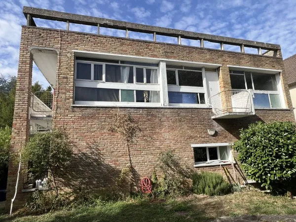 Loue deux chambres pour étudiants dans maison Le Corbusier