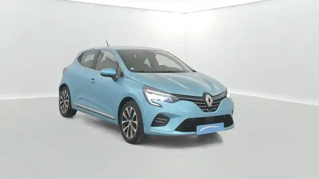 Renault Clio e-tech 140 - 21n — photo 17