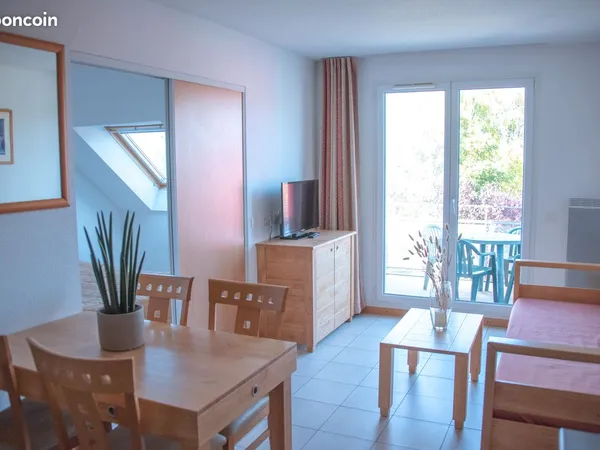Appartement 2 pièces meublé sans engagement - Proche frontière Suisse