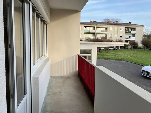 T4 avec garage dans une copropriété proche des Lycées ,collèges et gare