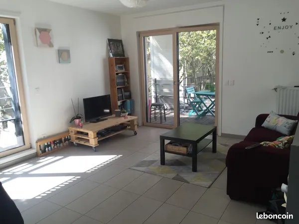 T2 Perrache 52m² + Balcon + Garage