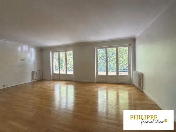 Appartement T3 - 93 M² - Centre Ville