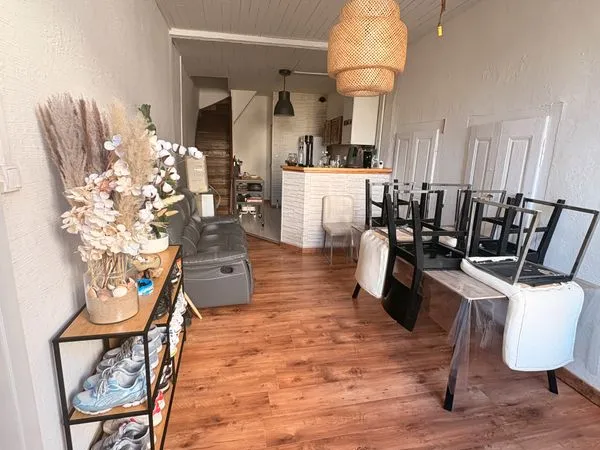 Beauzac - centre bourg - maison - 3 chambres - chauffage gaz - 2 wc - douche - cave