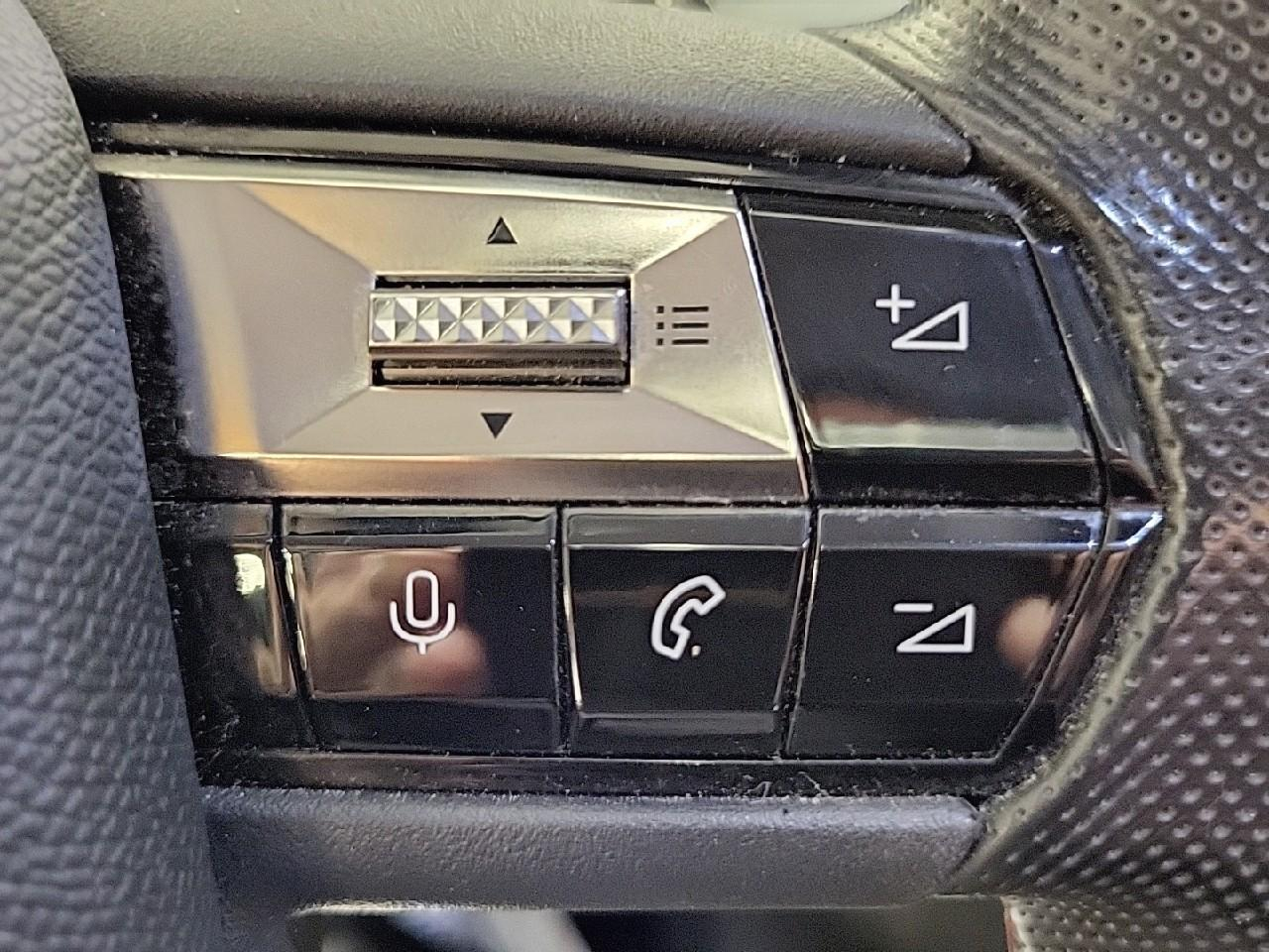 Ds Ds 4 bluehdi 130 eat8 performance line+ — photo 19