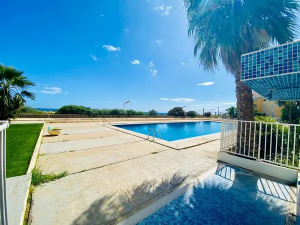 Le Barcarès Superbe T3 front de mer 6 personnes, vue mer ave