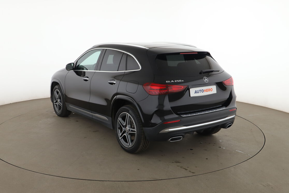 Mercedes-Benz GLA 250 e AMG Line 8G-DCT — photo 3