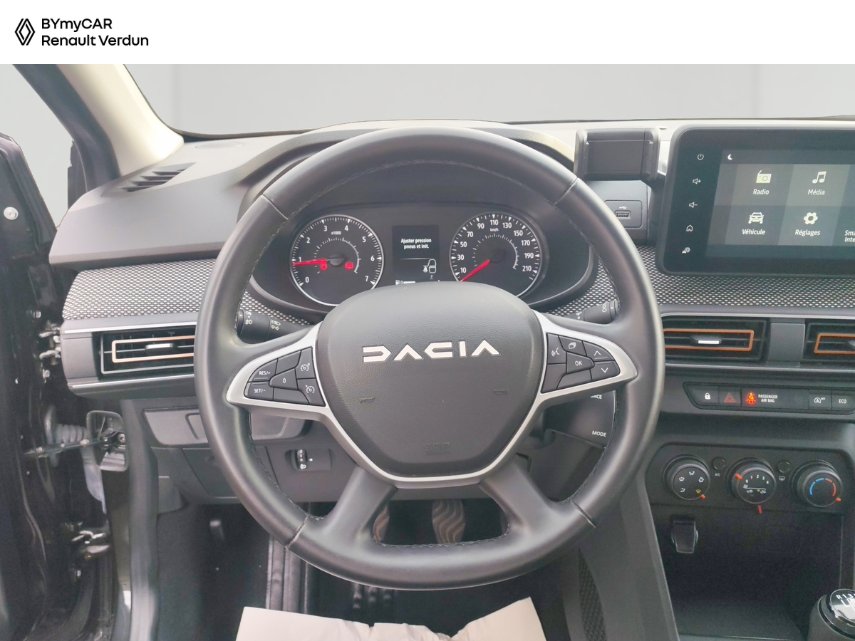 Dacia Sandero TCe 90 — photo 10