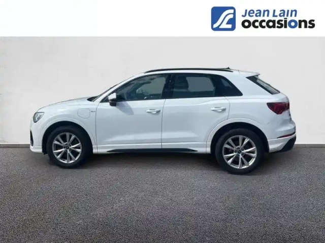 Audi Q3 45 tfsie 245 ch s tronic 6 — photo 29