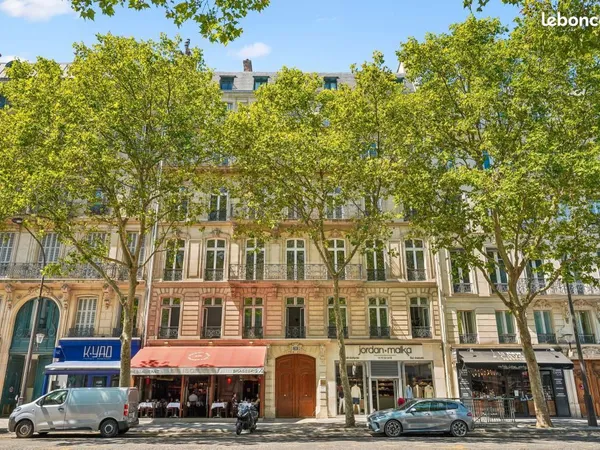 Bureaux 251 m²