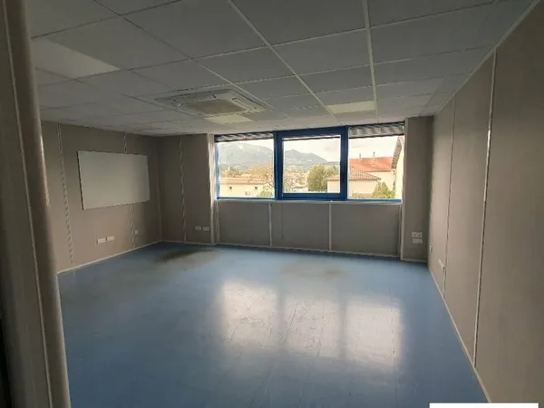 Bureaux 140 m² VOIRON