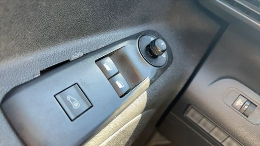 Peugeot Partner VU 1.6 BlueHDi 75 - Pro – 2019 – 108510 km – Diesel – Boîte Manuelle — photo 3