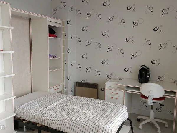 Studio proche Trousseau grammont