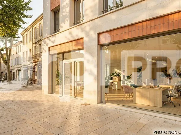 Local commercial 95 m²