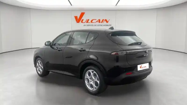 Alfa Romeo Tonale 1.5 hybrid 130 ch tct7 — photo 10