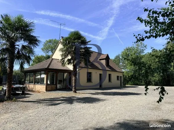 Maison 9 pièces 166 m²